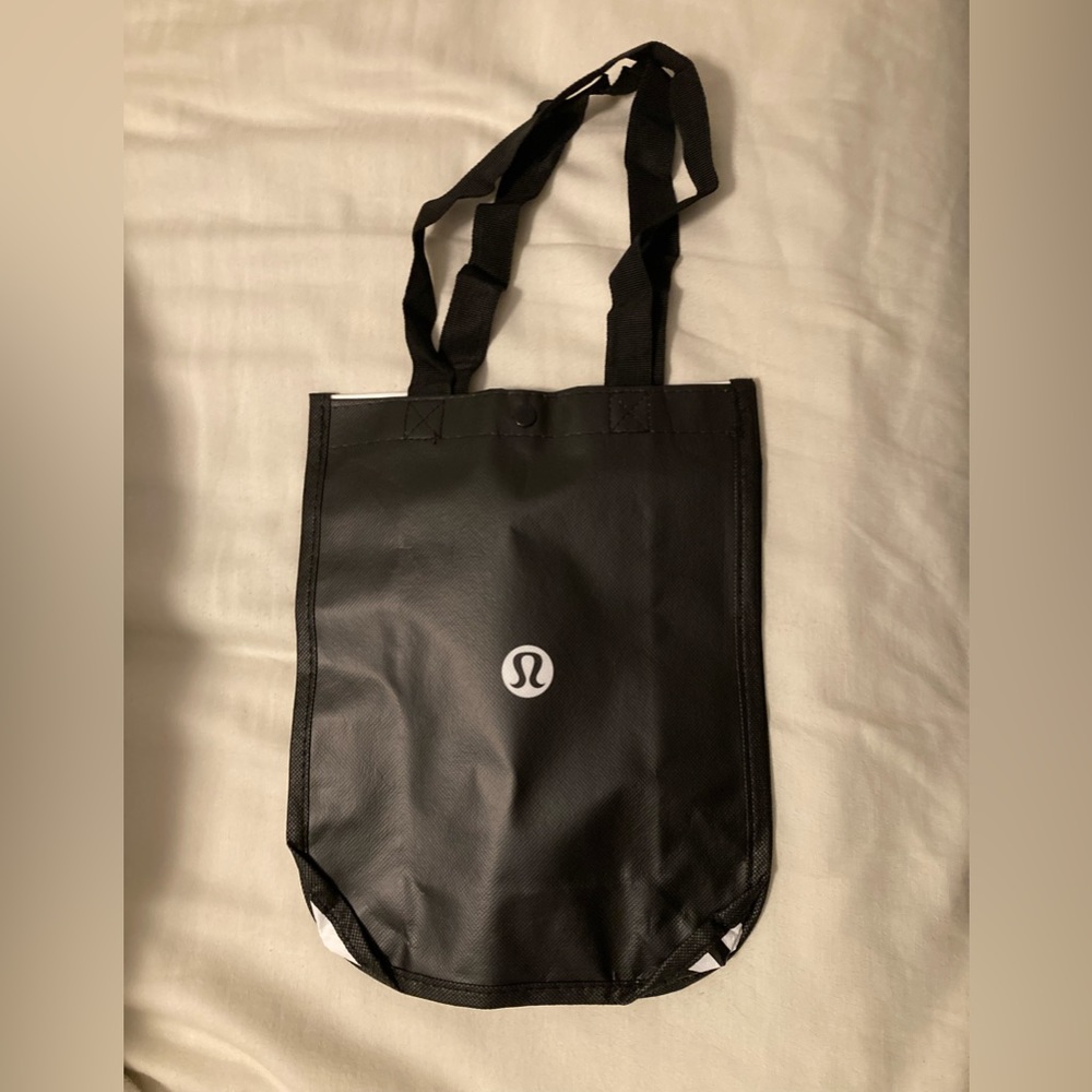 Lululemon Bag Size Small